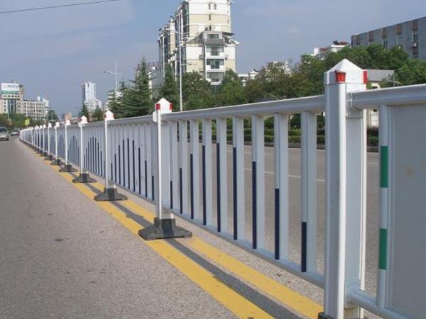 46.jpg 市政護欄