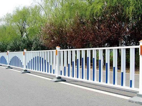 36.jpg 道路護(hù)欄