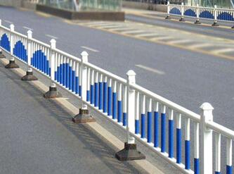 市政護(hù)欄.jpg 市政護(hù)欄.jpg