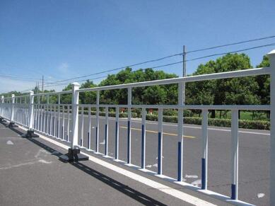 道路護(hù)欄 道路護(hù)欄