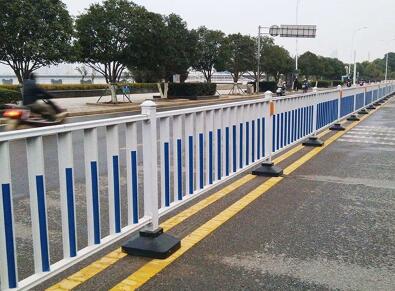 道路護(hù)欄 道路護(hù)欄